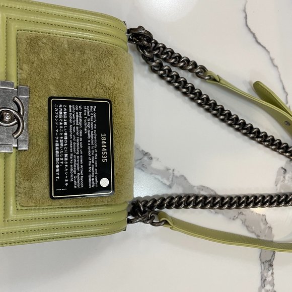 CHANEL Boy Small Light Green Lambskin Rabbit Fur - Picture 10 of 10